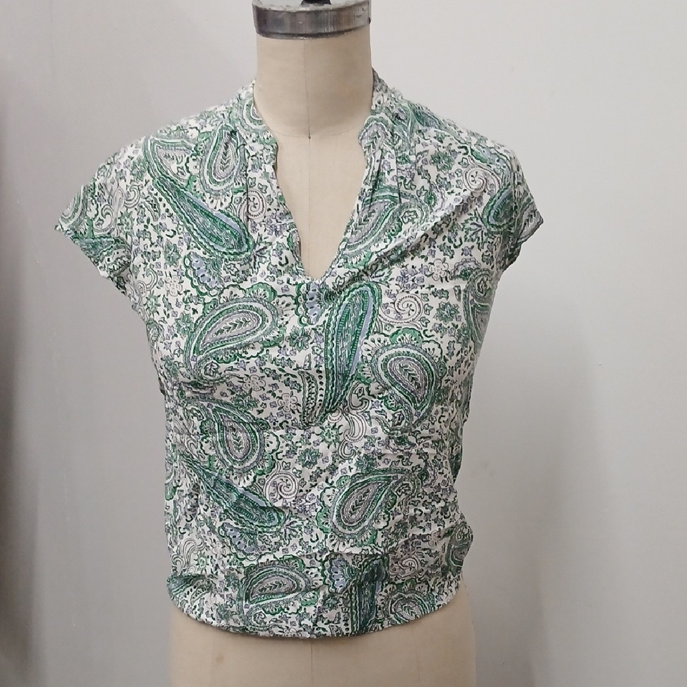 Reserved Eco Aware Paisley Top / Size 6